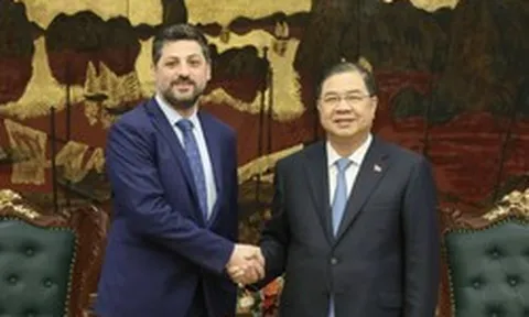Phó Thủ tướng Thường trực Chính phủ Phạm Gia Túc tiếp Giám đốc điều hành WEF Maroun Kairouz