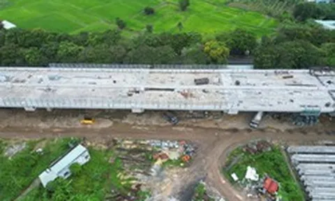 Diện mạo đường 13.900 tỷ đồng nối cao tốc với biển TP.HCM sau hơn 1 năm thi công