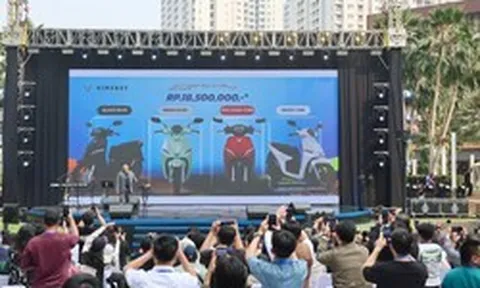 Đất nước 280 triệu dân chứng kiến bước đi chưa từng có của hãng xe tỷ phú Phạm Nhật Vượng