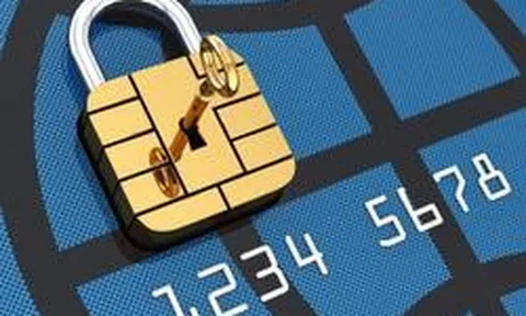Cơ quan Thuế yêu cầu BIDV, Agribank, VietinBank...  trích tiền, phong tỏa tài khoản ngân hàng của các cá nhân sau