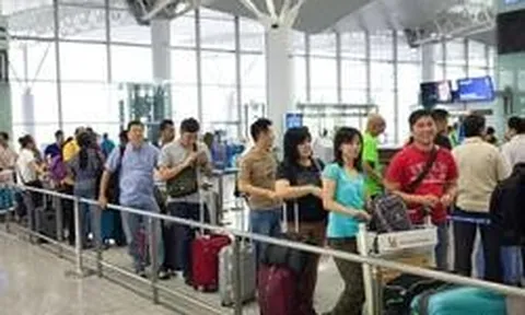 Tất cả người có tên trong danh sách sau nằm trong diện tạm hoãn xuất cảnh của Cơ quan Thuế