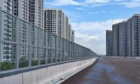 Cận cảnh gần 7 km gắn 'tường' chống ồn trên Vành đai 3 qua khu đô thị TP.HCM