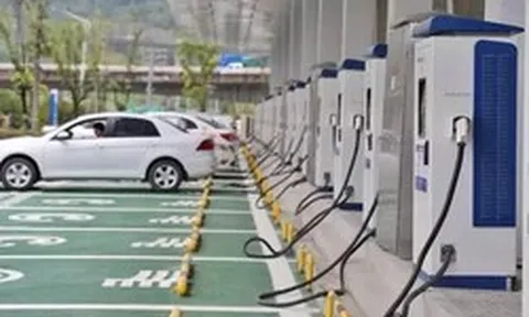 Bộ Công Thương đề xuất quy chuẩn mới về trạm sạc xe điện