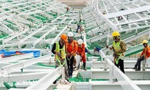 6.500 người 'vượt nắng, thắng mưa' tại nhà ga Phượng hoàng lửa sân bay Phú Quốc