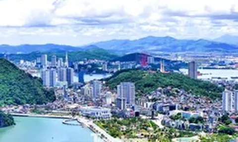 Quảng Ninh chuẩn bị đổi tên bộ máy, thay con dấu để lên thành phố