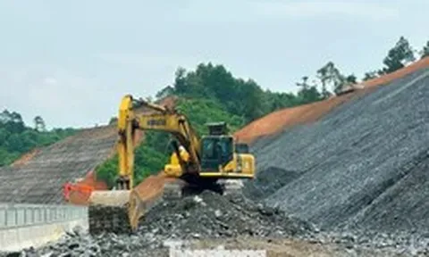 Cao tốc Hữu Nghị - Chi Lăng bị sạt trượt, yêu cầu khắc phục trước 30/8