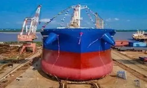 Điều chưa từng có trong lịch sử, Việt Nam lọt top 4 thống trị ngành đóng tàu toàn cầu, liên tiếp lập kỷ lục với tàu lớn nhất thế giới