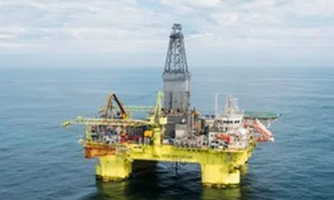 Khoan thẳng đứng hơn 4.600m xuống đáy biển, phát hiện mỏ dầu khí lâu đời trữ lượng 2,1 triệu m3