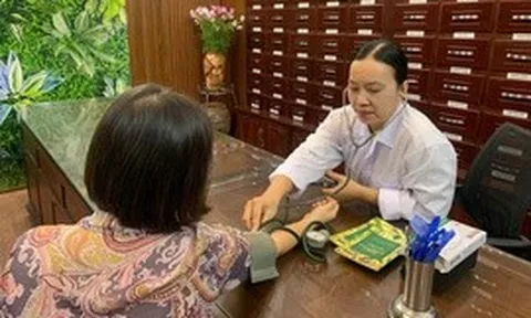Thách thức và cơ hội phát huy thế mạnh của y học cổ truyền