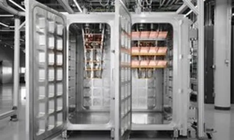 IBM vừa tạo ra “tủ lạnh” lạnh nhất thế giới, lạnh gấp 180 lần không gian vũ trụ: Họ đang làm gì vậy?
