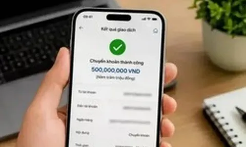 Công an xác minh giao dịch chuyển khoản 40.002.000 đồng của một phụ nữ