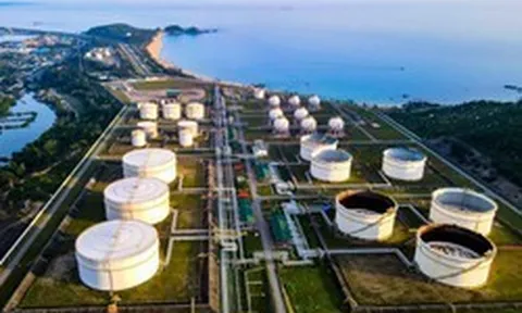 Dòng “vàng đen” đổ bộ một “đầu não” cực quan trọng của Việt Nam