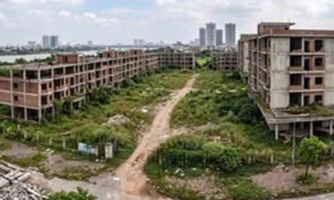Khoảng 100 tỷ USD đang 'đắp chiếu' trong các dự án bất động sản