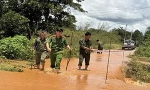 Hồ thủy điện lớn nhất Miền Nam sắp xả tràn