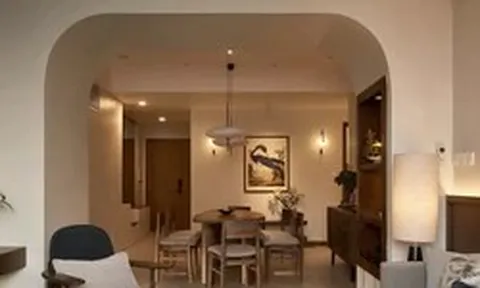 Những đường cong làm mềm căn hộ của gia đình bốn người