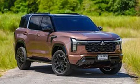 Mitsubishi Pajero thế hệ mới chốt ngày ra mắt ĐNÁ: 3 phiên bản giá quy đổi từ 1,2 tỷ, máy dầu hơn 200mã lực, tham vọng đấu Everest