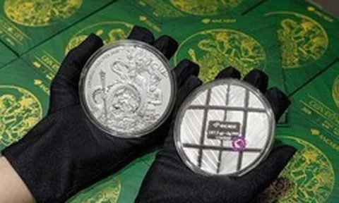 Giá bạc thỏi, bạc miếng sáng 29/9 đồng loạt rớt mạnh tại DOJI, Ancarat, Bảo Tín Mạnh Hải, Sacombank,...