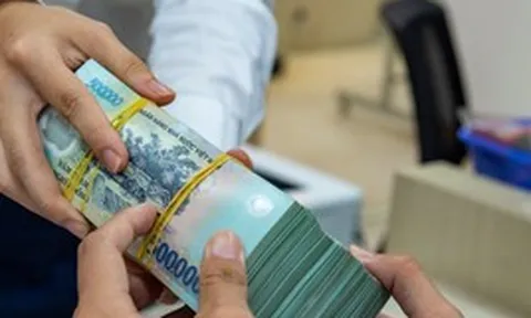 Ngân hàng huy động vốn với lãi suất lên tới 10,5%/năm
