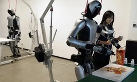Công nghệ 15/10: Robot hình người có thể khiến chip nhớ khan hiếm