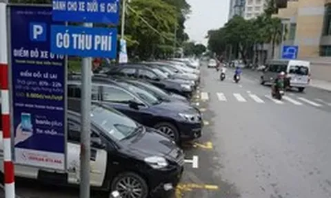 Hà Nội tăng giá trông giữ ô tô vỉa hè, chi phí 'nuôi xe' sẽ ra sao?