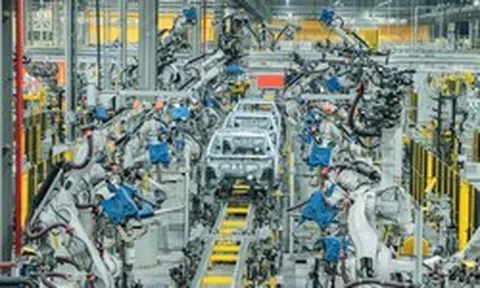 Bắt tay tỷ phú Phạm Nhật Vượng, doanh nghiệp Việt chốt đơn trăm triệu đô dựng dây chuyền tự động hóa sản xuất cho VinFast, nay nhắm tới thị trường Ấn Độ, Indonesia
