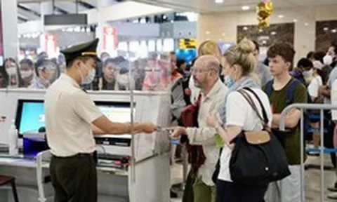 Cơ quan Thuế thông báo: Tất cả cá nhân có tên trong danh sách sau bị tạm hoãn xuất cảnh từ ngày hôm nay