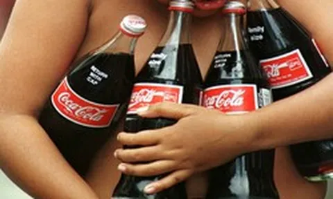 Tại sao uống Coca-Cola ở Việt Nam lại có hương vị khác với Coca-Cola của các nước trên thế giới?