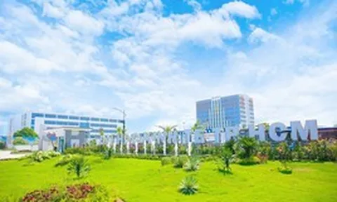 Cựu sinh viên Kinh tế TP.HCM đi bán điện thoại, rau củ, thịt cá, giờ có tài sản hơn 14.000 tỷ đồng