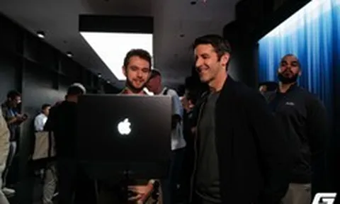 CEO Apple giải thích vì sao MacBook Pro có màn hình cảm ứng dù Steve Jobs từng phản đối