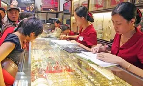 Ngân hàng Nhà nước nói về việc không dùng tiền mặt mua, bán vàng