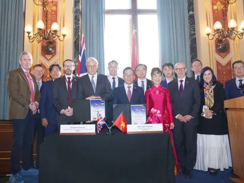 Vietjet ký hợp đồng mua 100 tàu bay A321neo với Airbus, củng cố quan hệ Đối tác Chiến lược Toàn diện Việt Nam – Vương quốc Anh