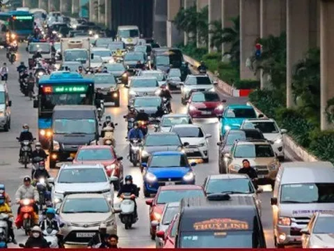 Đề xuất Hà Nội và TP.HCM áp dụng quy chuẩn khí thải ô tô cao hơn, sớm hơn