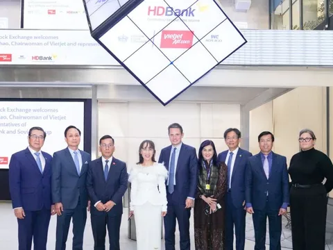 Lãnh đạo HDBank thăm Sàn giao dịch chứng khoán London