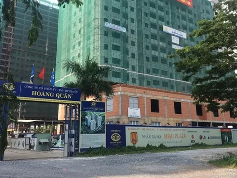Địa ốc Hoàng Quân (HQC) tạm dừng phát hành 50 triệu cổ phiếu hoán đổi nợ