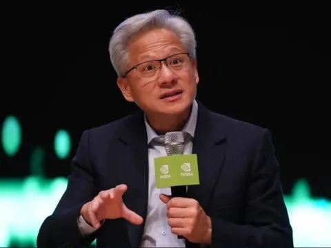 Google ra đòn khiến Nvidia mất 115 tỷ USD, lan rộng sang các đối tác, CEO Jensen Huang phải lên tiếng trấn an