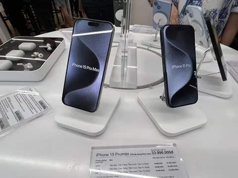 iPhone đời cũ giảm giá mạnh