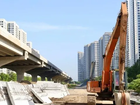 TPHCM yêu cầu đẩy nhanh tiến độ nhiều tuyến cao tốc, metro