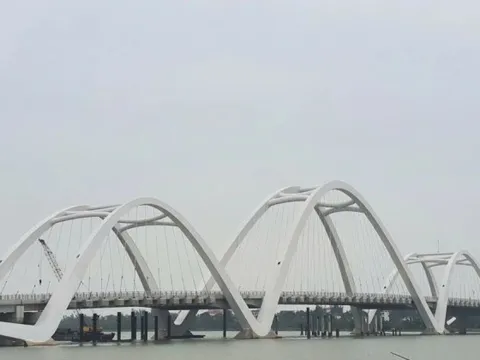 Vướng mặt bằng, dự án cầu nghìn tỉ ở Quảng Trị nguy cơ lỡ hẹn về đích sớm