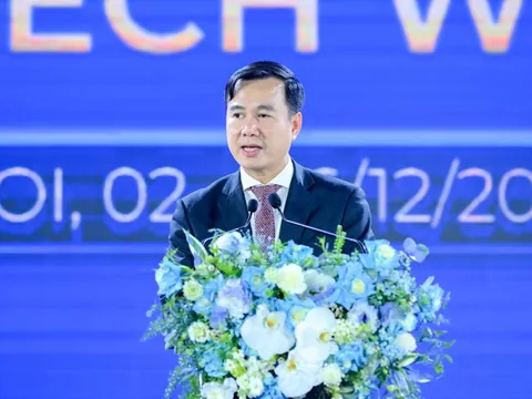 Thứ trưởng Bộ KHCN: Các nước hoá rồng nhờ nắm bắt cách mạng công nghiệp và AI là cơ hội lịch sử để Việt Nam bứt phá thành quốc gia phá triển có thu nhập cao