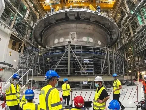 Phát hiện vết nứt đường ống dài 23km, dự án 27 tỷ USD báo động đỏ, nhưng 3.200 người lại hò reo vì thành công lớn