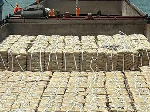 'Vật liệu tỷ đô' của Việt Nam ồ ạt tràn sang Lào với giá cực rẻ: thuế nhập khẩu 5%, sản lượng 100 triệu tấn/năm