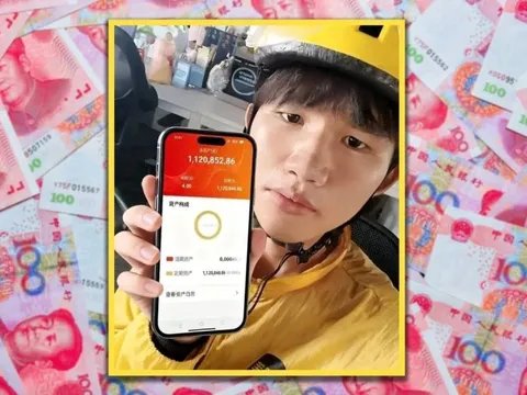 Anh shipper tiết kiệm được 4,2 tỷ sau 5 năm, được gọi là ‘vua giao hàng’: ‘Tôi làm việc 13 tiếng/ngày, 7 ngày tuần, không chi gì ngoài nhu yếu phẩm cơ bản’