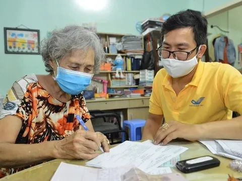 Cử tri đề xuất trợ cấp hưu trí xã hội từ 60 tuổi, Bộ trưởng Y tế nói gì?