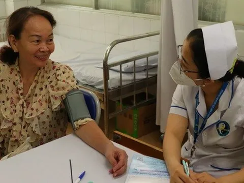 Hỗ trợ 100% mức đóng BHYT cho 7 đối tượng từ 1-1-2026 tại TPHCM