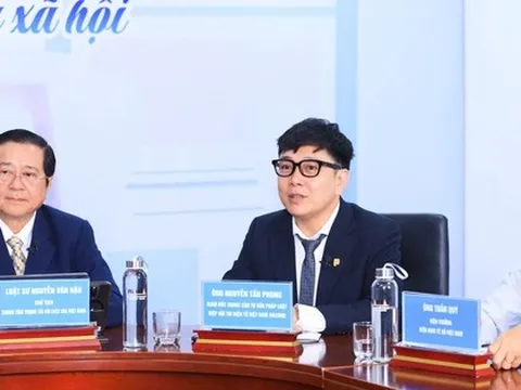 Đừng bấm nút “đồng ý” chia sẻ dữ liệu cá nhân cho mạng xã hội nếu chưa đọc điều này