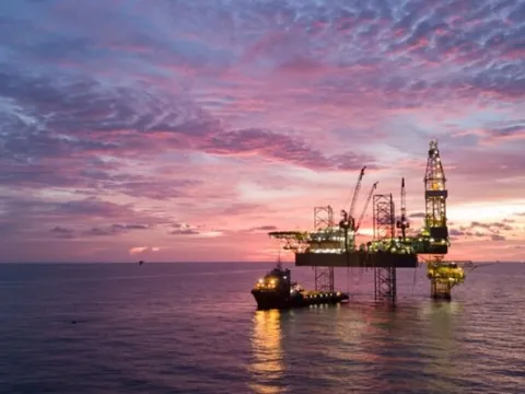 Khoan sâu 2.600m xuống lòng đất, phát hiện mỏ dầu khí lớn tại châu Á, trữ lượng hơn 184.000 tỷ lít dầu