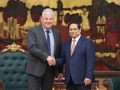 Gặp Thủ tướng, lãnh đạo Tập đoàn giữ thế độc tôn trong ngành CN 1.000 tỷ USD muốn "làm tổ" tại Việt Nam