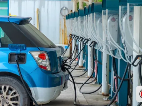 Tính toán chi phí sau 10 năm dùng xe điện: Thay pin hay mua mới xe xăng rẻ hơn?