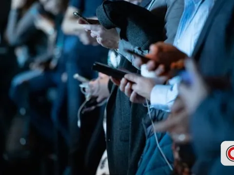 Tại sao nhiều người giàu không thích đồ công nghệ hiện đại?