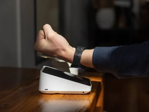 Người dùng có thể thanh toán MoMo trên đồng hồ Garmin